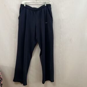 ‎NIKE SWEATPANTS SIZE M